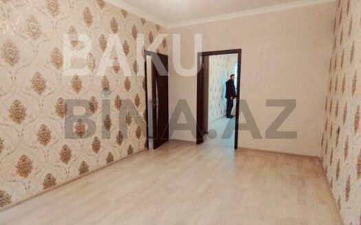 2 Rooms Old Apartment for Sale in Baku