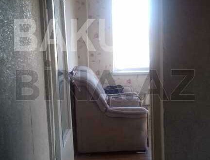 1 Room Old Apartment for Sale in Baku