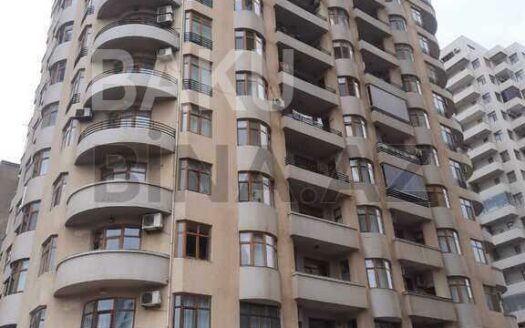 4 Room New Apartment for Sale in Baku