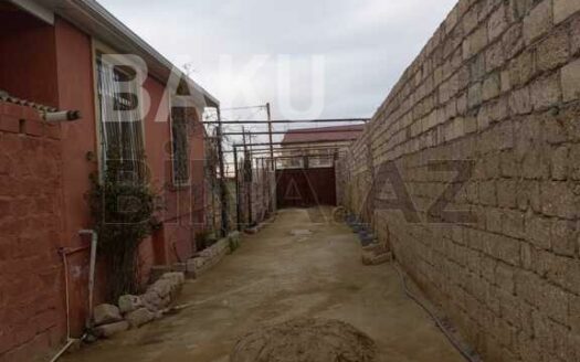 5 Room House / Villa for Sale in Baku