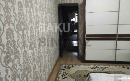 2 Rooms Old Apartment for Sale in Baku