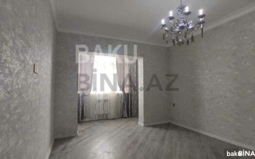 2 Rooms Old Apartment for Sale in Baku