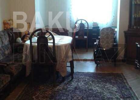 2 Rooms Old Apartment for Sale in Baku