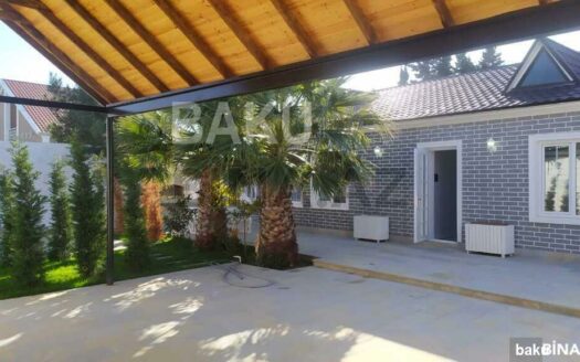 5 Room House / Villa for Sale in Baku