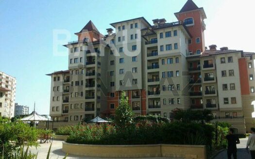 5 Room New Apartment for Sale in Baku