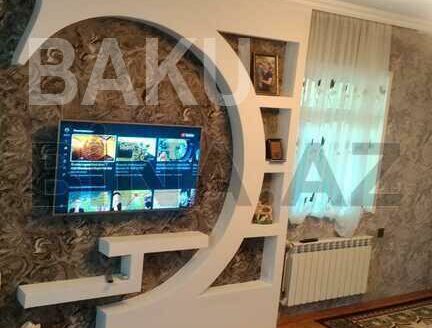 4 Room House / Villa for Sale in Baku