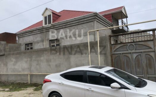 5 Room House / Villa for Sale in Baku