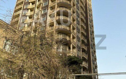 4 Room New Apartment for Sale in Baku