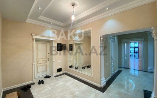 4 Room New Apartment for Sale in Baku