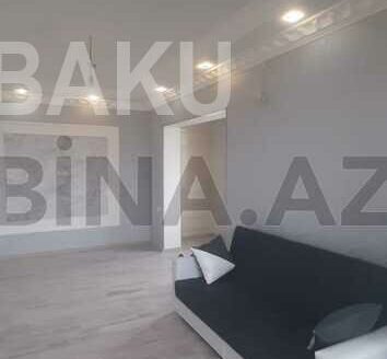 2 Rooms Old Apartment for Sale in Baku