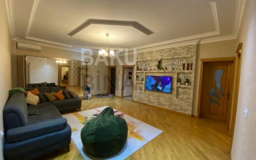 4 Room New Apartment for Sale in Baku