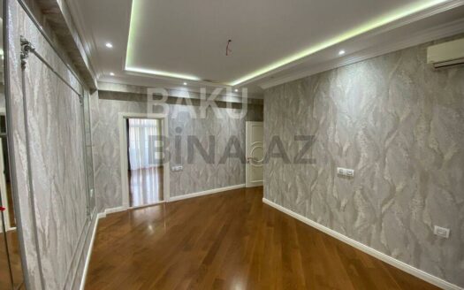 4 Room New Apartment for Sale in Baku