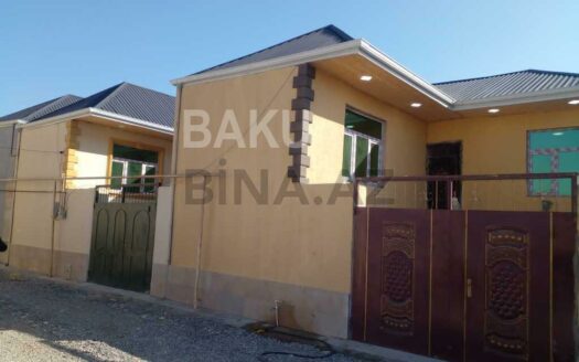 6 Room House / Villa for Sale in Baku