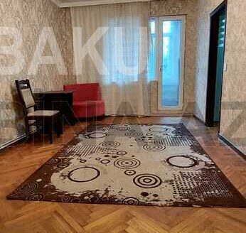 2 Rooms Old Apartment for Sale in Baku