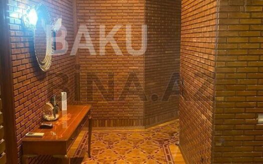 2 Rooms Old Apartment for Sale in Baku