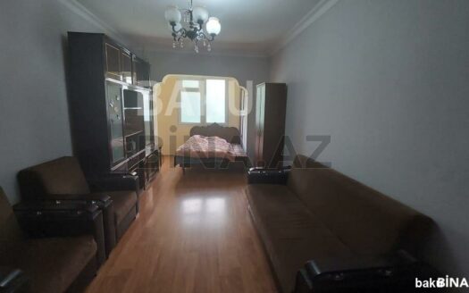 2 Rooms Old Apartment for Sale in Baku