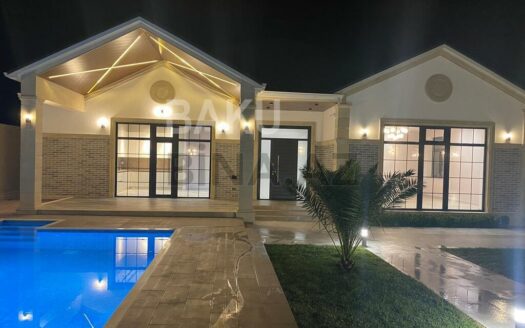 4 Room House / Villa for Sale in Baku