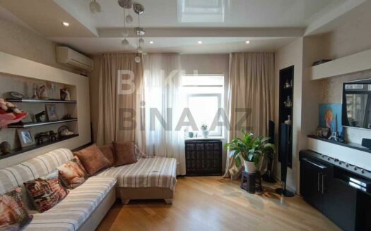 4 Room New Apartment for Sale in Baku