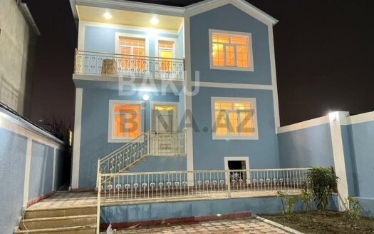 6 Room House / Villa for Sale in Baku