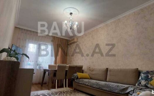 2 Rooms Old Apartment for Sale in Baku