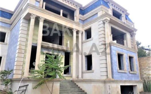 6 Room House / Villa for Sale in Baku