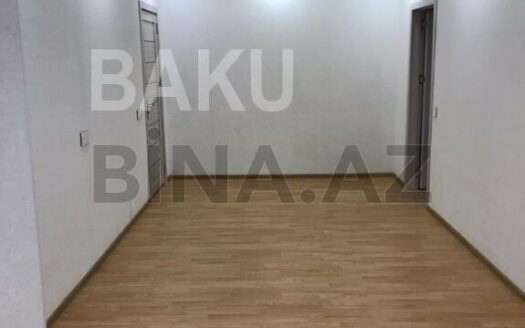 2 Rooms Old Apartment for Sale in Baku