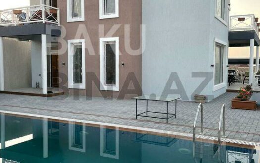 4 Room House / Villa for Sale in Baku