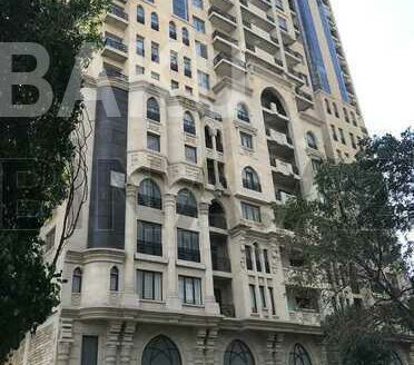 4 Room New Apartment for Sale in Baku