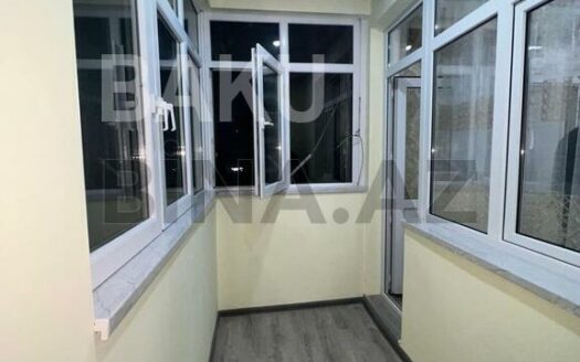 2 Rooms Old Apartment for Sale in Baku