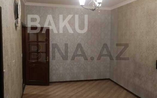 1 Room Old Apartment for Sale in Baku