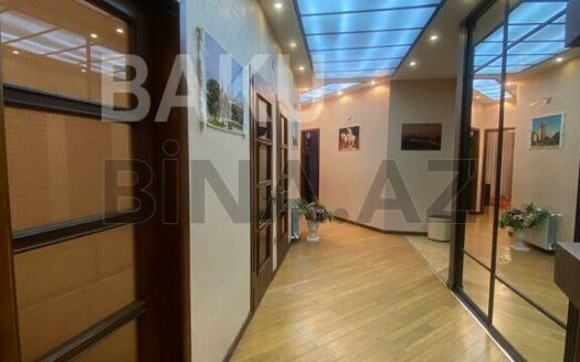 4 Room New Apartment for Sale in Baku