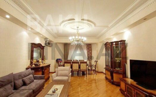 4 Room New Apartment for Sale in Baku