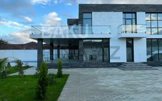 5 Room House / Villa for Sale in Baku