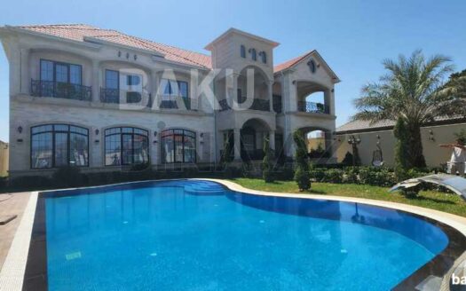 7 Room House / Villa for Sale in Baku