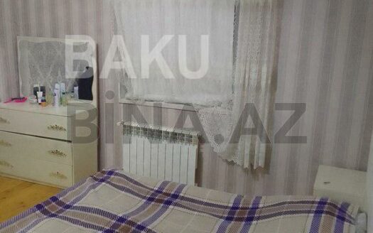 4 Room House / Villa for Sale in Baku